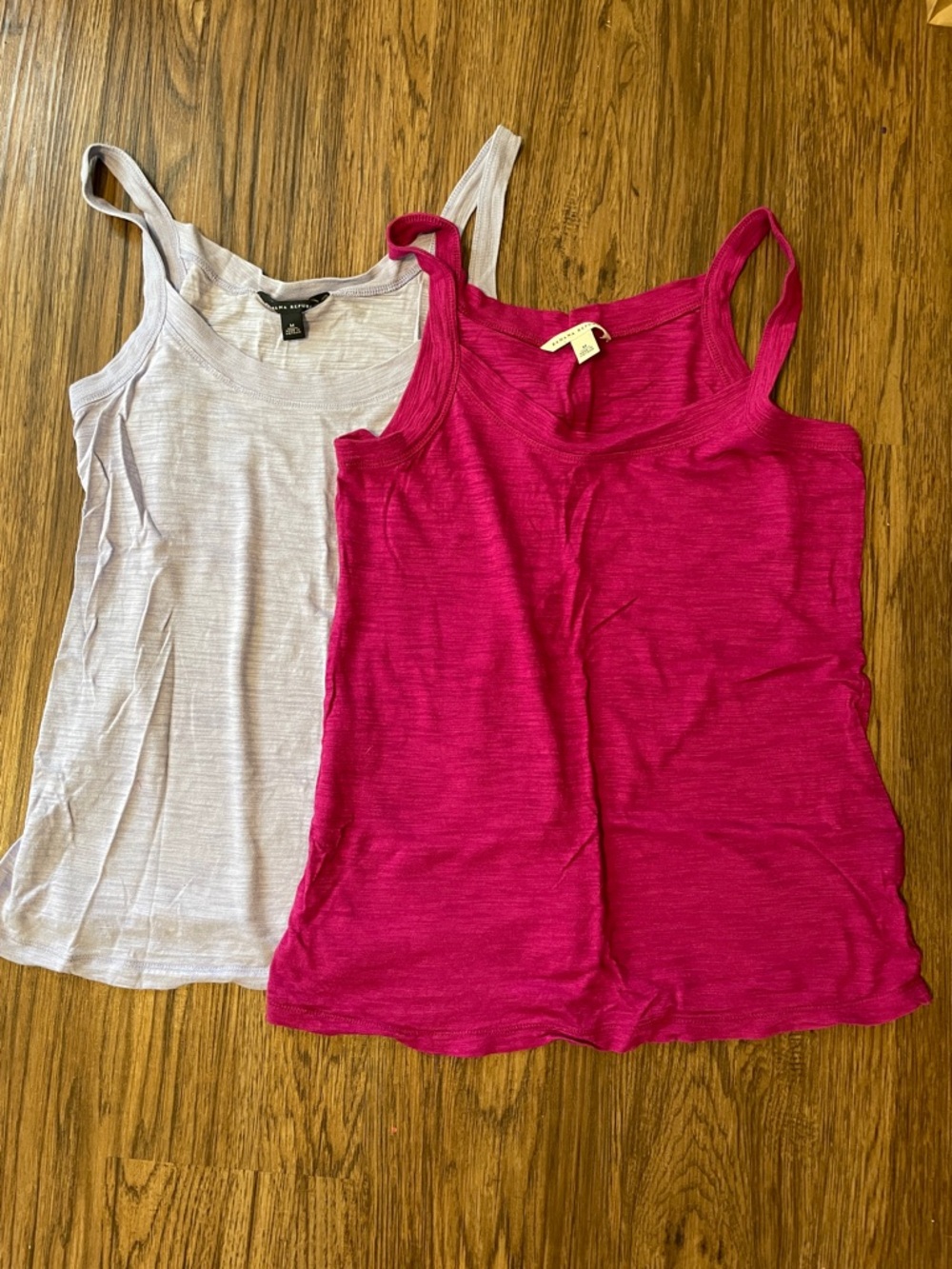 Banana Republic Women’s Cotton Blend Tank Tops - Magenta and Lavender M